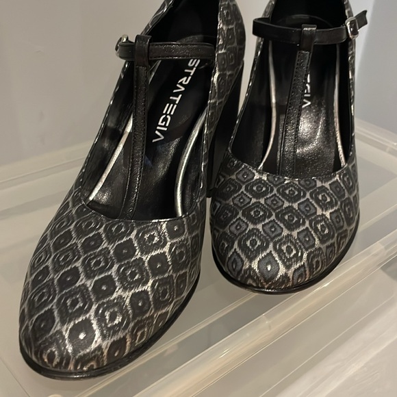 Strategia Pattern Heels - Size 36 - Picture 2 of 12